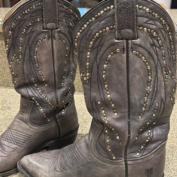 Frye Vintage Cowboy Boots! - Picture 3 of 7